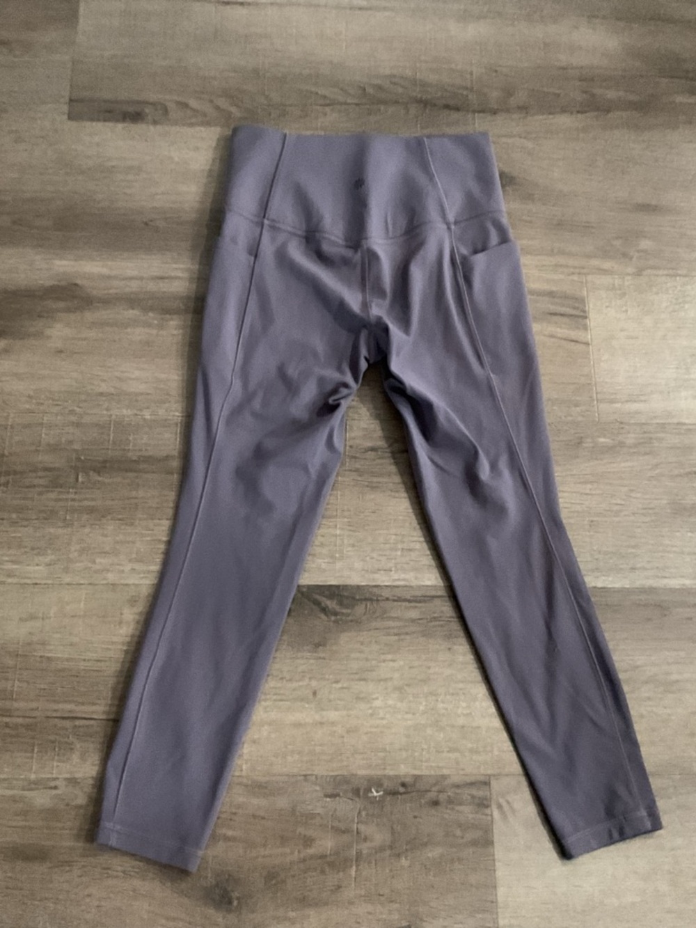 Athleta Salutation Stash - Picture 4 of 5